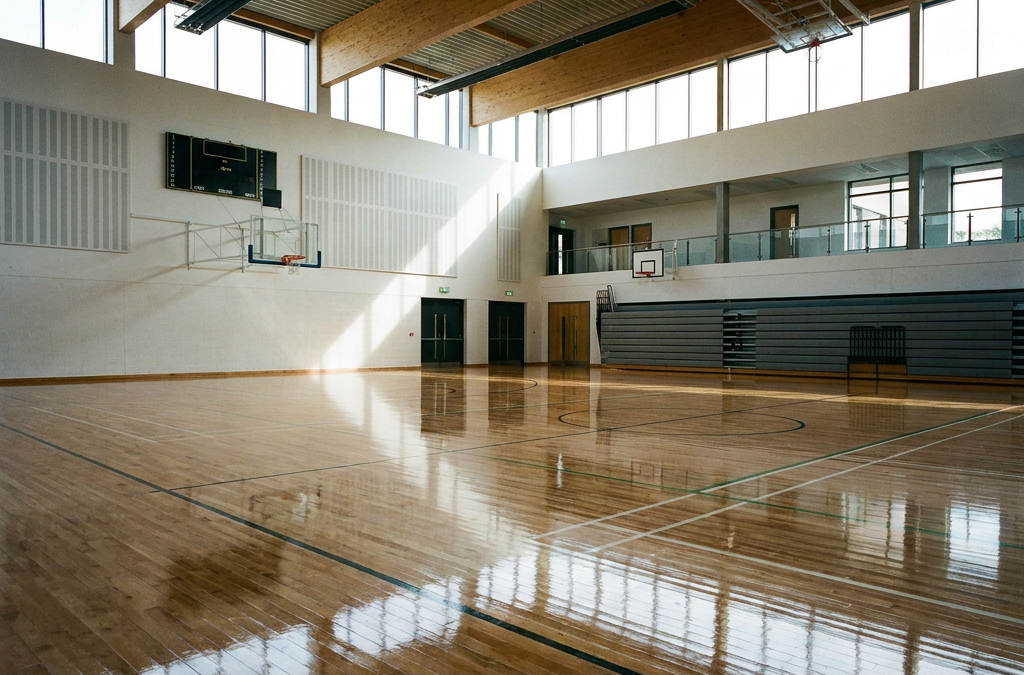 Commercial Sports Hall Refinishing: Durability, Slip Resistance, and Performance
